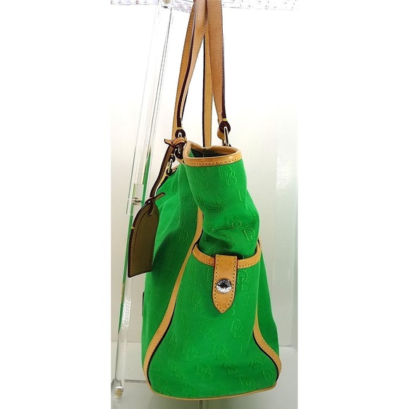 Dooney & Bourke Emerald Green Canvas Leather Trim Tote Bag w luggage tag - Picture 4 of 10